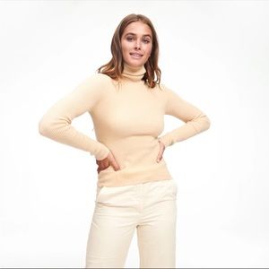 Naadam Pale Yellow Cashmere Turtleneck- size XS